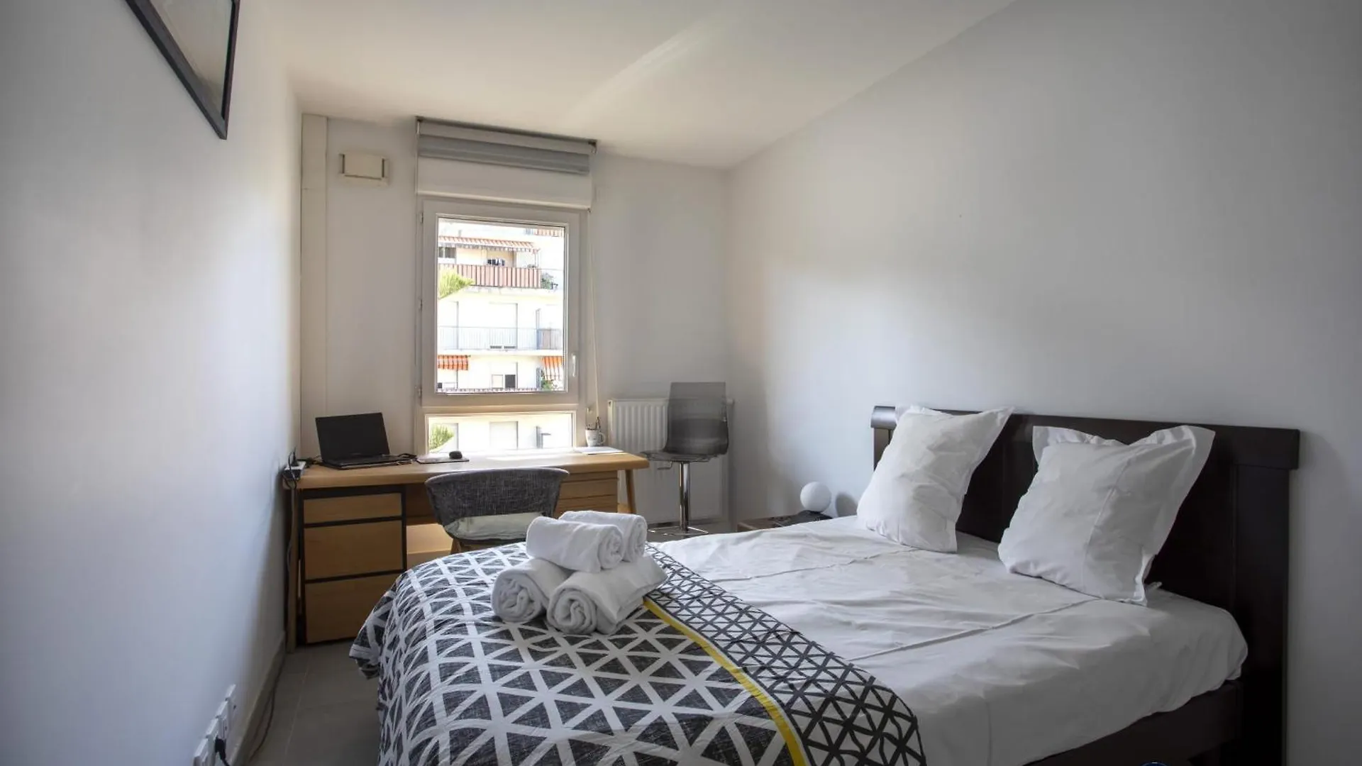 Air-Conditioned Apartment Near Liberation District Ницца