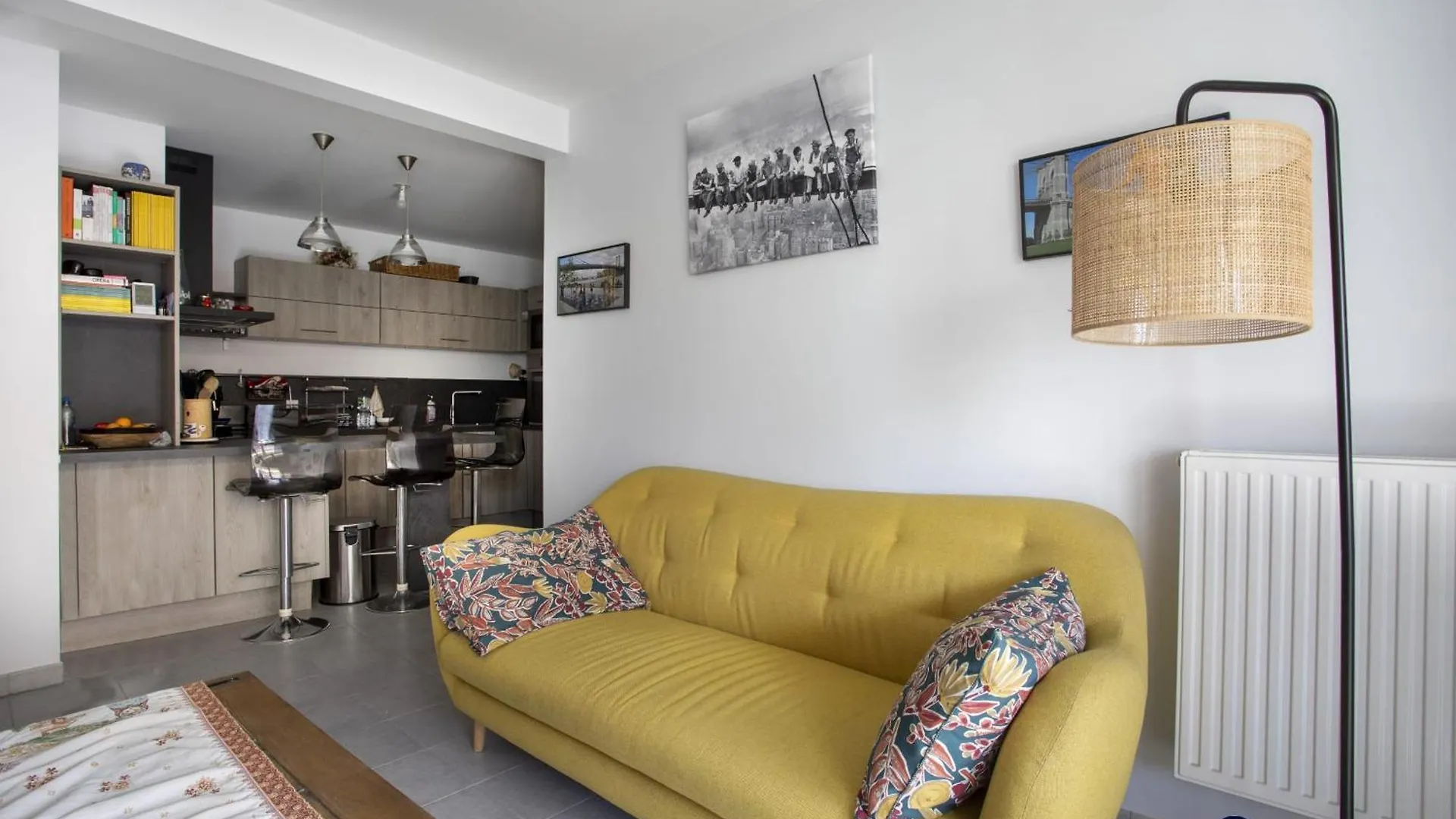 Air-Conditioned Apartment Near Liberation District Nice France