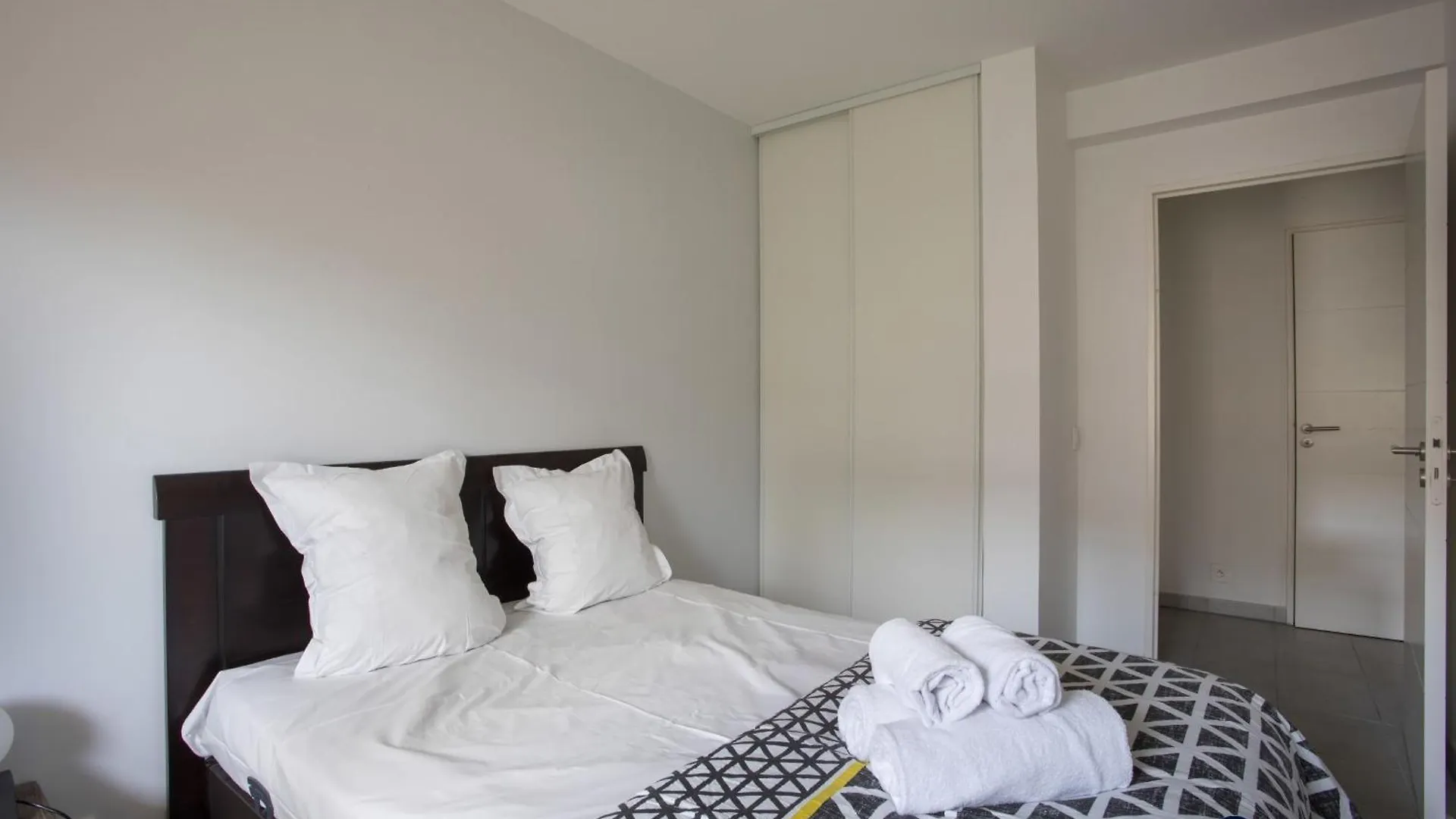 Air-Conditioned Apartment Near Liberation District Nice