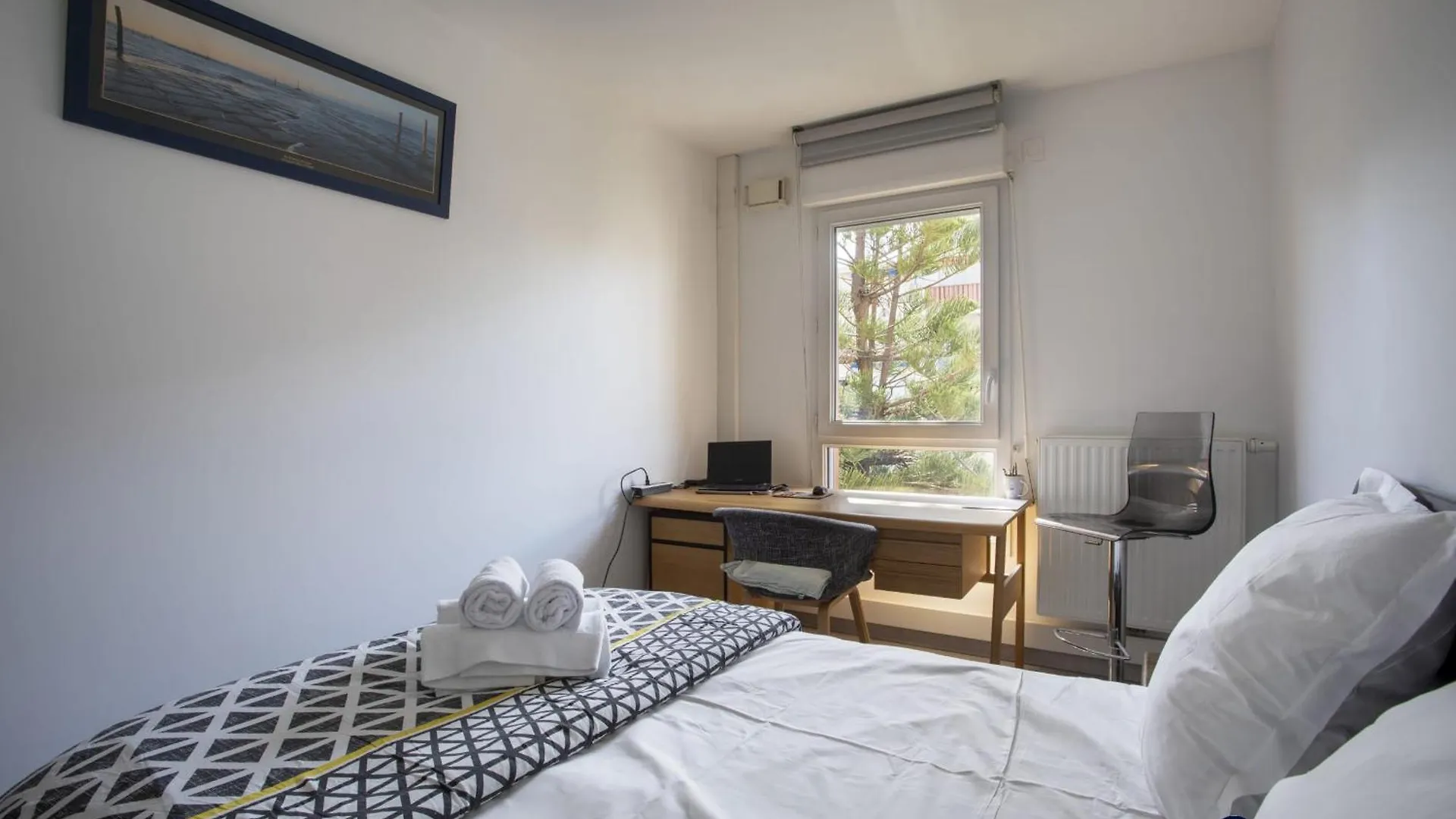 Air-Conditioned Apartment Near Liberation District Nice France
